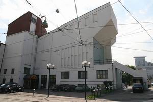 Здание ДК имени И.В. Русакова (архитектор - К.С. Мельников)
